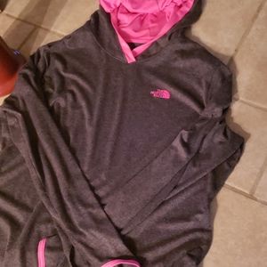 The Nort Face shirt